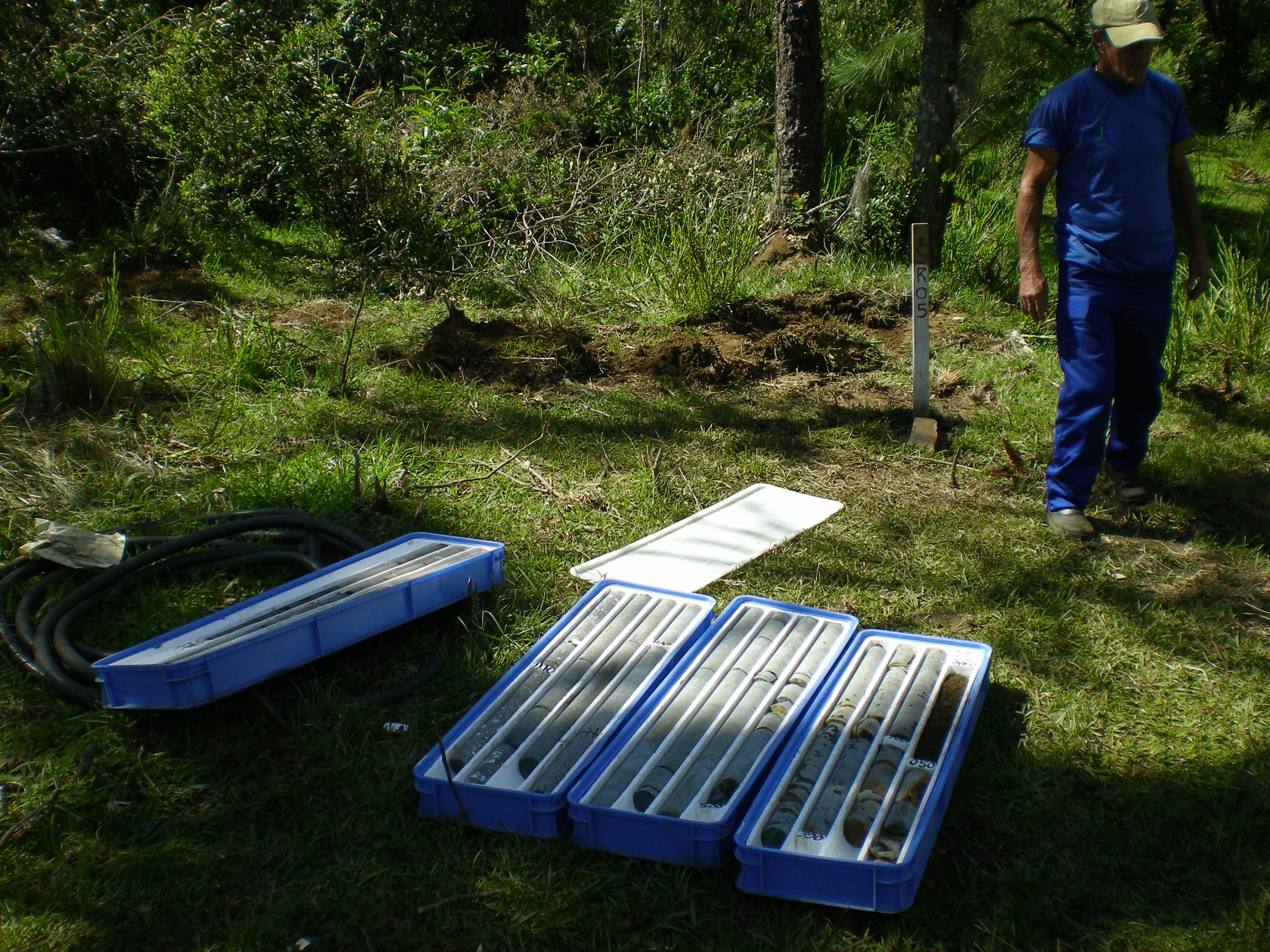 012 - SR-05 - Caixas.JPG